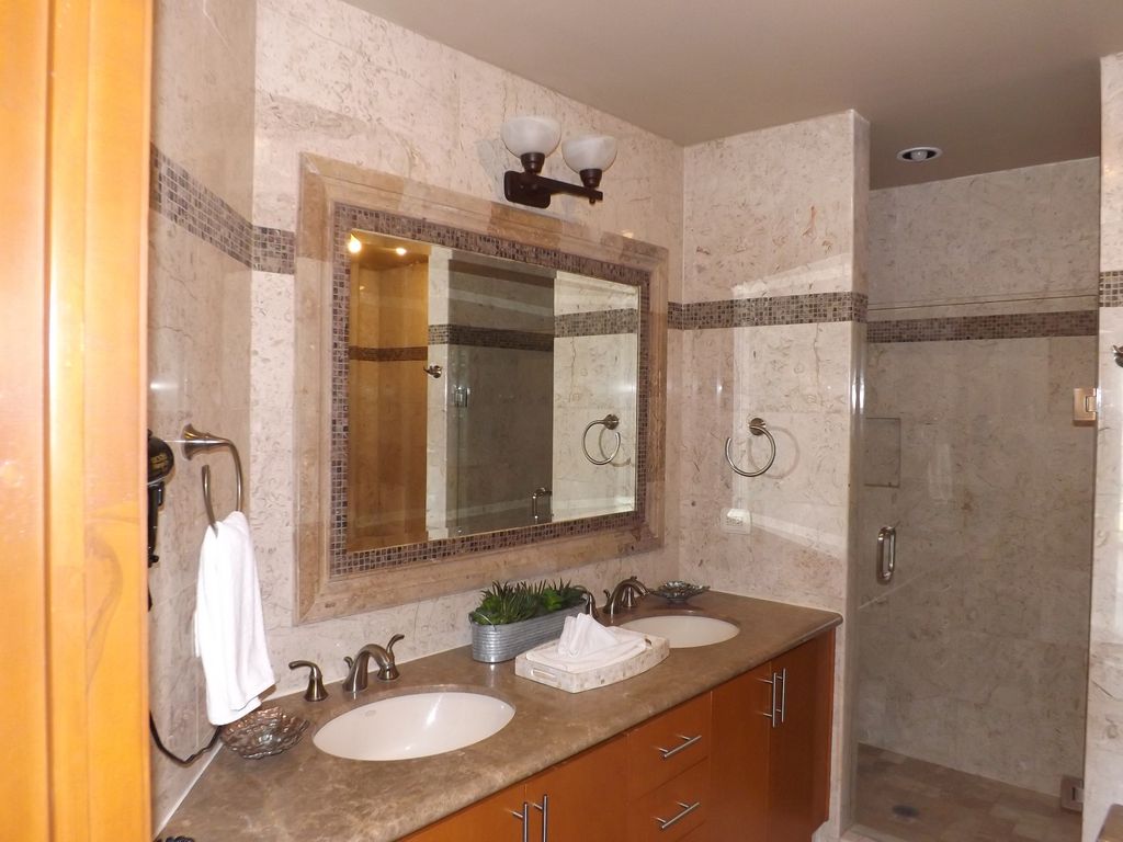 Lovely two sink bathroom vanity