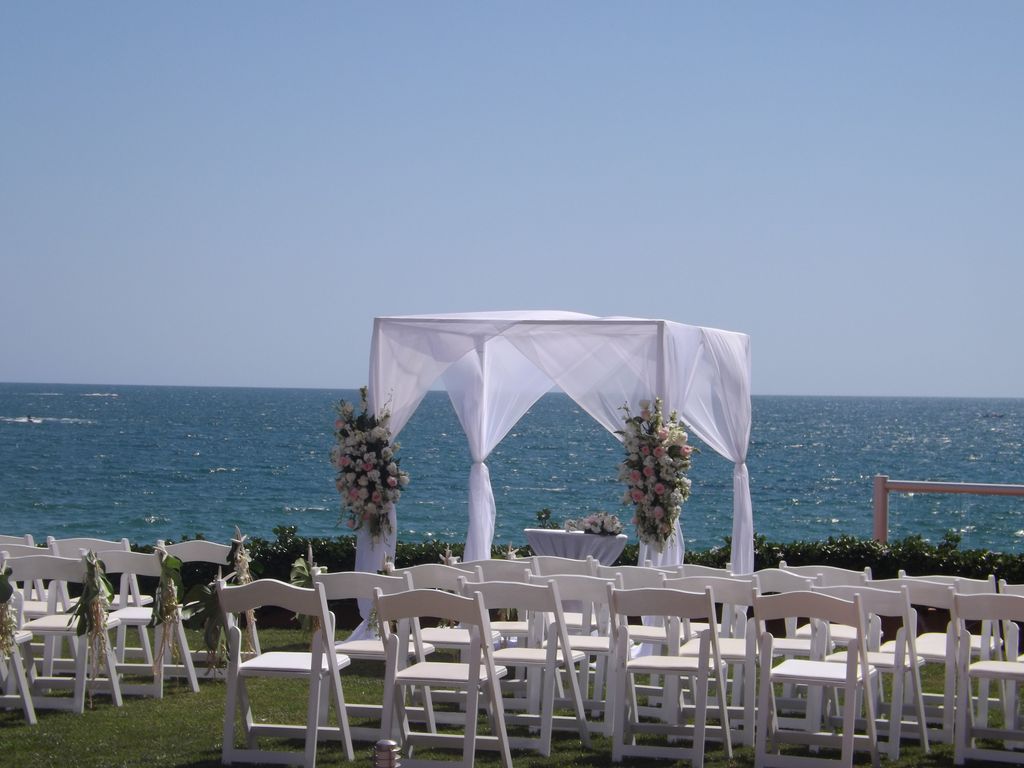 Have your wedding at Las Palomas!