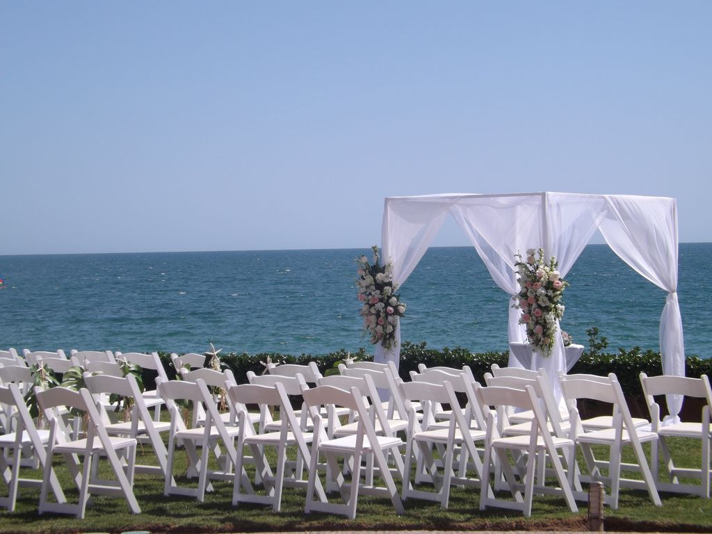 Have your wedding at Las Palomas!