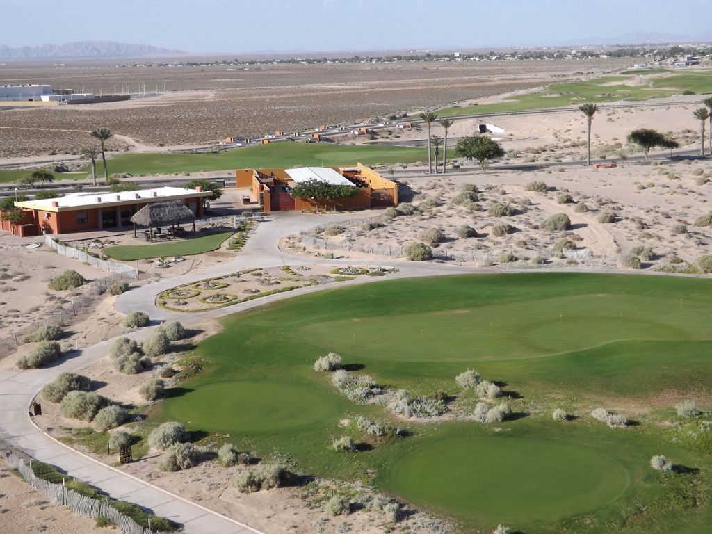 Beautiful golf courses at Las Palomas