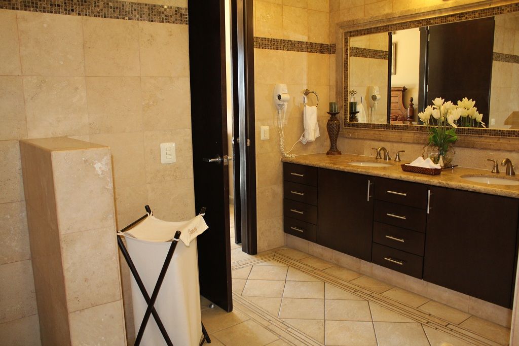 Gorgeous double sinked bathroom vanity