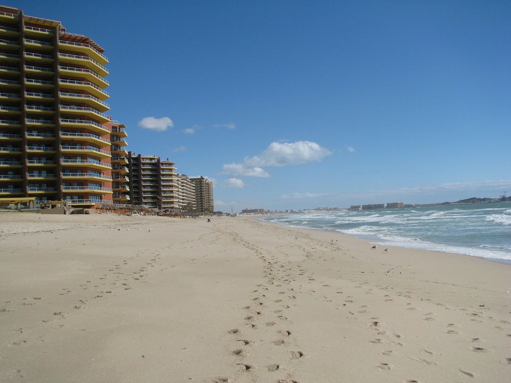 White sandy beaches of Puerto Penasco